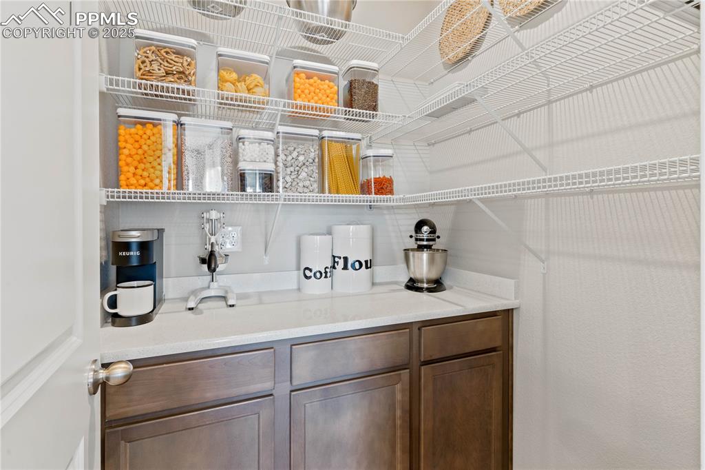 Image 10 of 40: Pantry