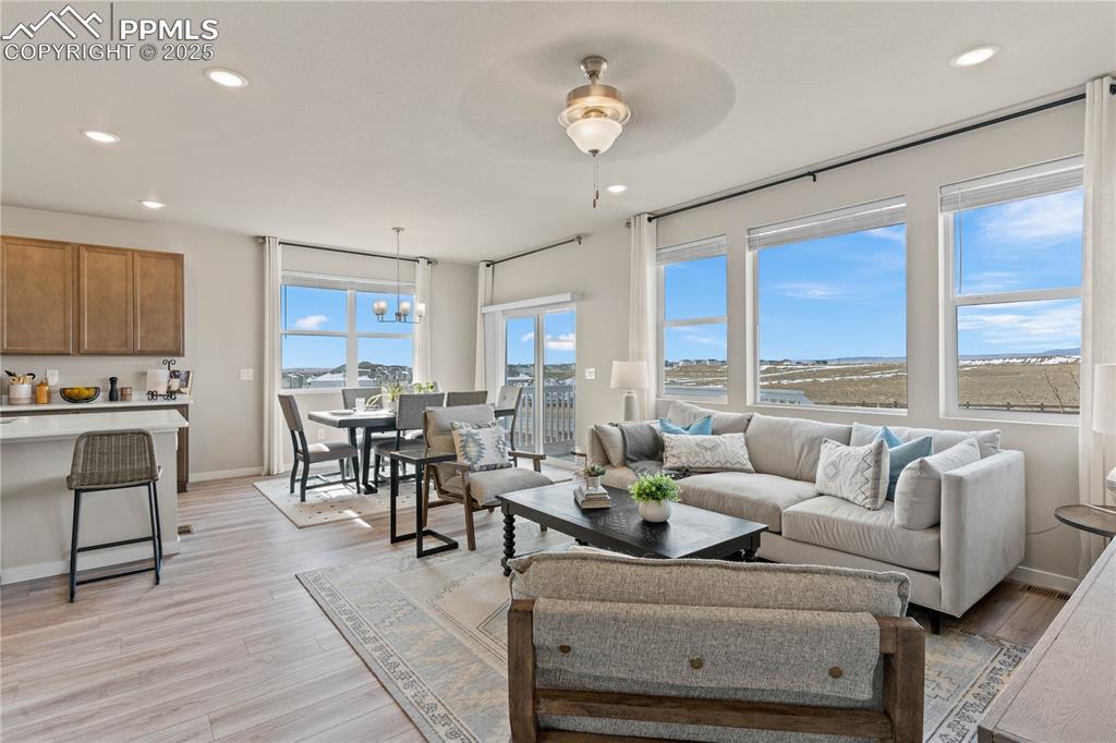 Image 15 of 40: Living Room