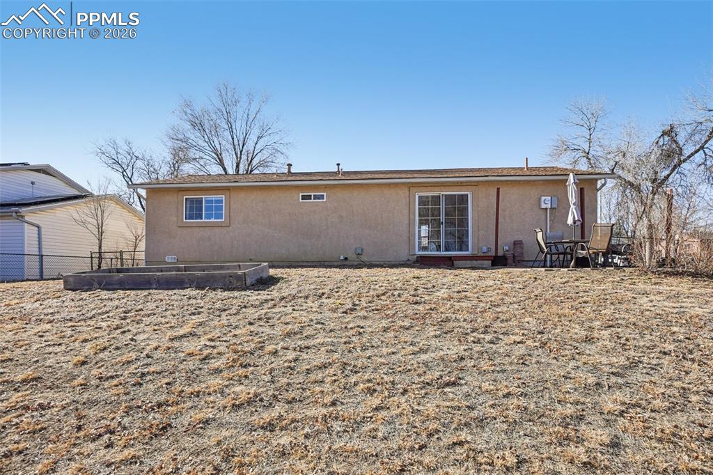 Image 34 of 50: Back of Structure