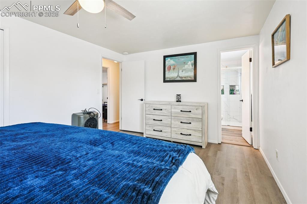Image 15 of 42: Bedroom
