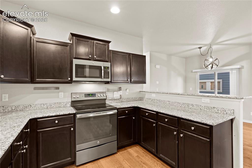 Image 8 of 41: Kitchen
