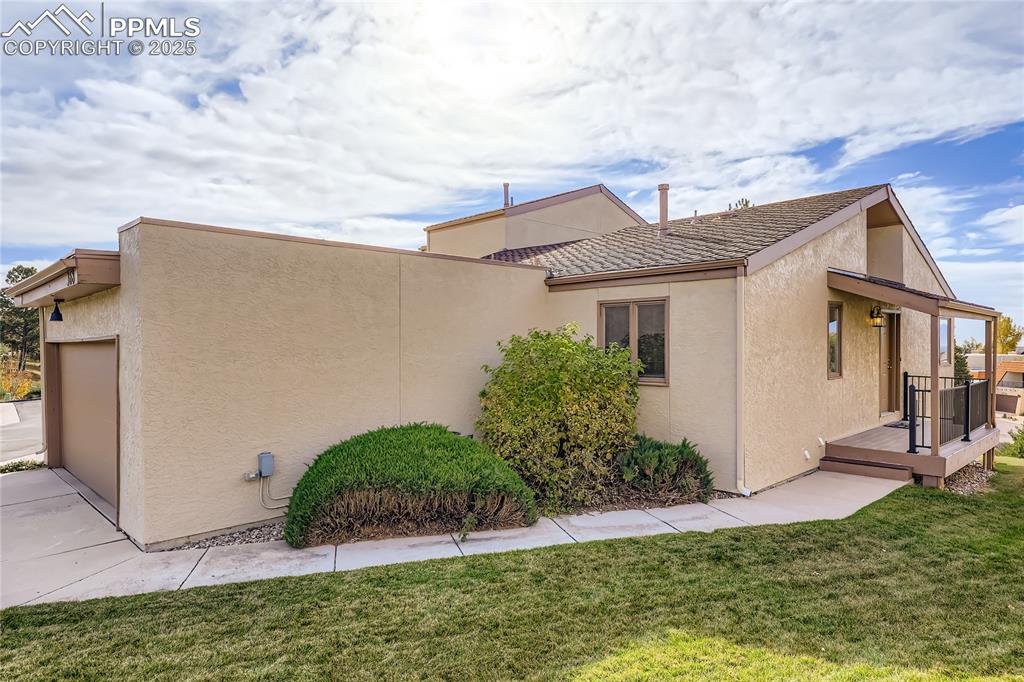 Image 3 of 39: Front of Structure