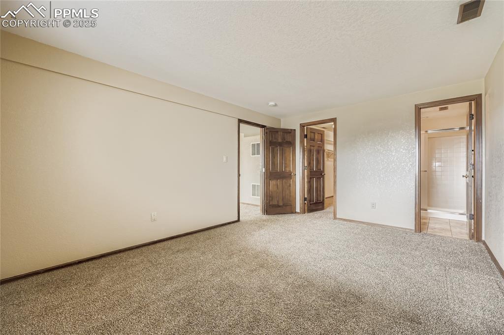 Image 31 of 39: Bedroom