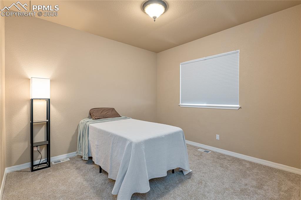 Image 21 of 46: Bedroom