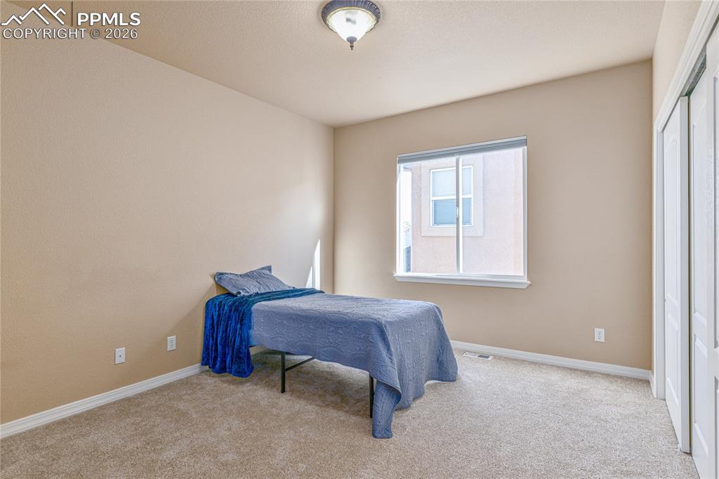 Image 23 of 46: Bedroom