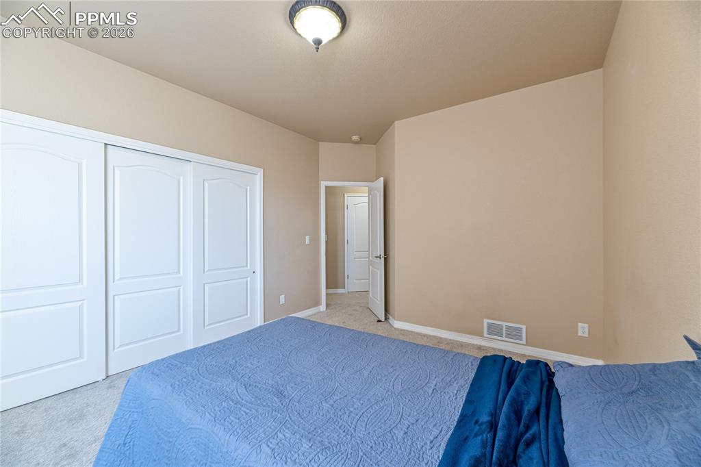 Image 24 of 46: Bedroom