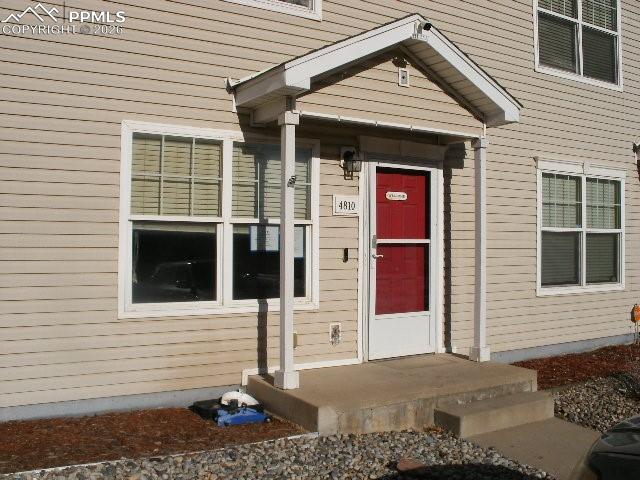 Image 2 of 41: Entry