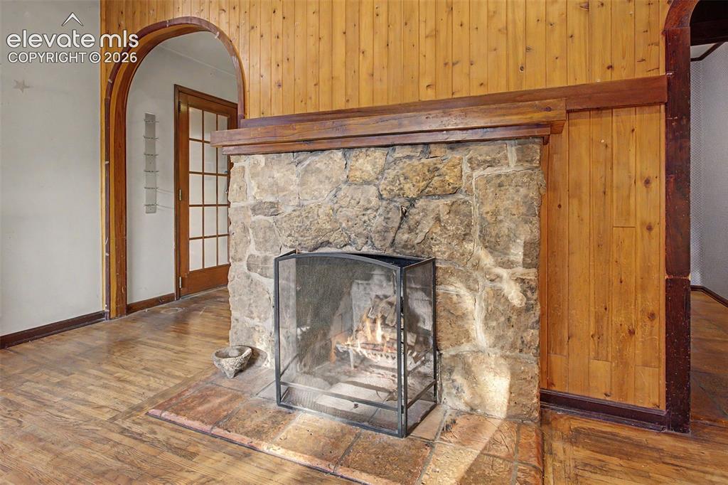 Image 6 of 18: Fireplace
