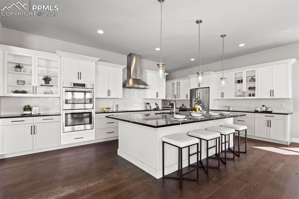 Image 8 of 36: Kitchen