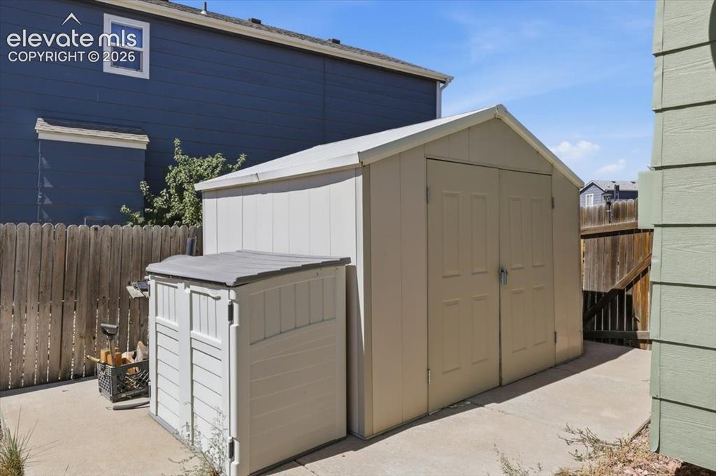 Image 42 of 43: Large shed.