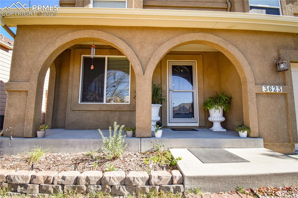 Image 3 of 38: Entry