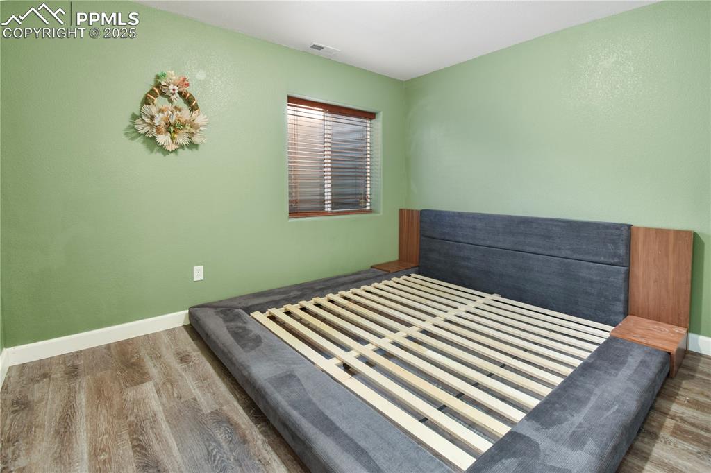 Image 30 of 38: Bedroom