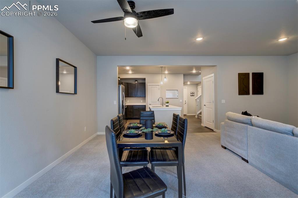 Image 16 of 42: Dining Area