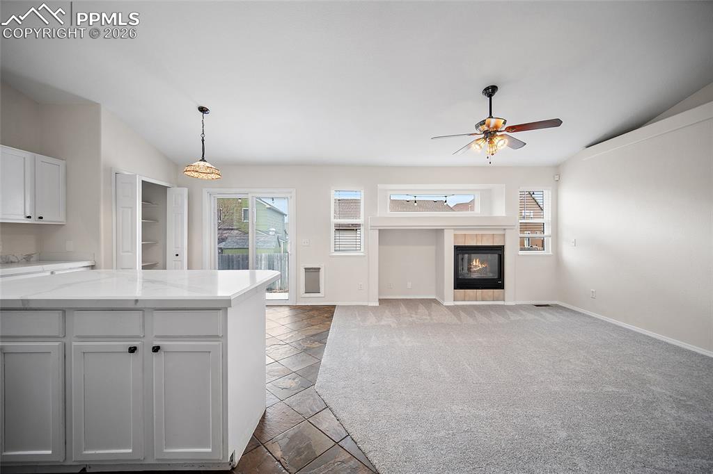 Image 7 of 45: Kitchen