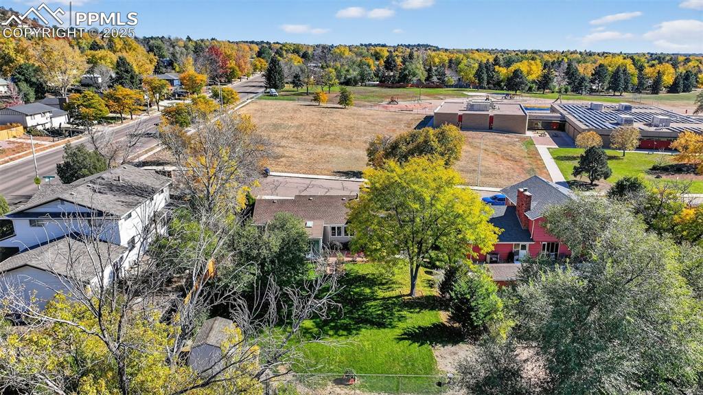 Image 39 of 40: Amazing lot!  Walking distance to school!