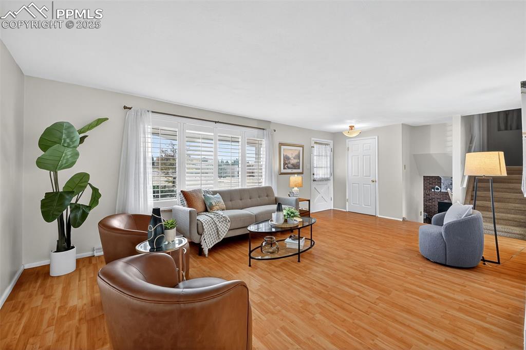 Image 9 of 40: Wonderful place to live!