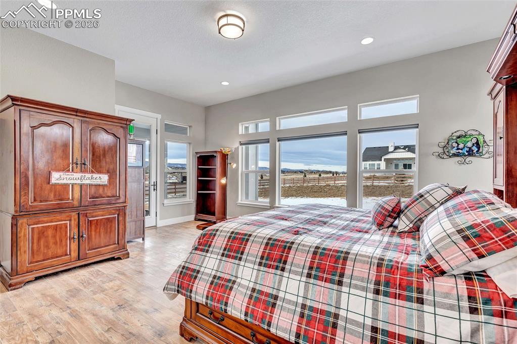 Image 24 of 45: Main-level primary