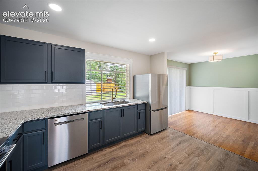 Image 11 of 43: Kitchen
