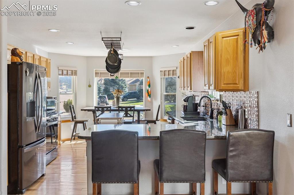 Image 9 of 39: Kitchen