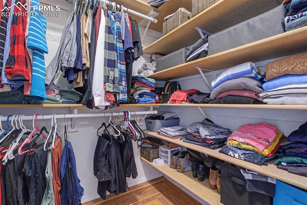 Image 13 of 39: Closet