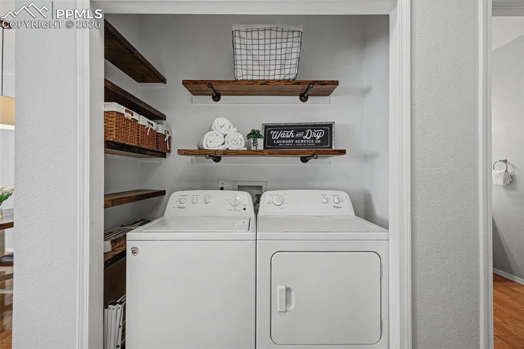 Image 17 of 39: Laundry