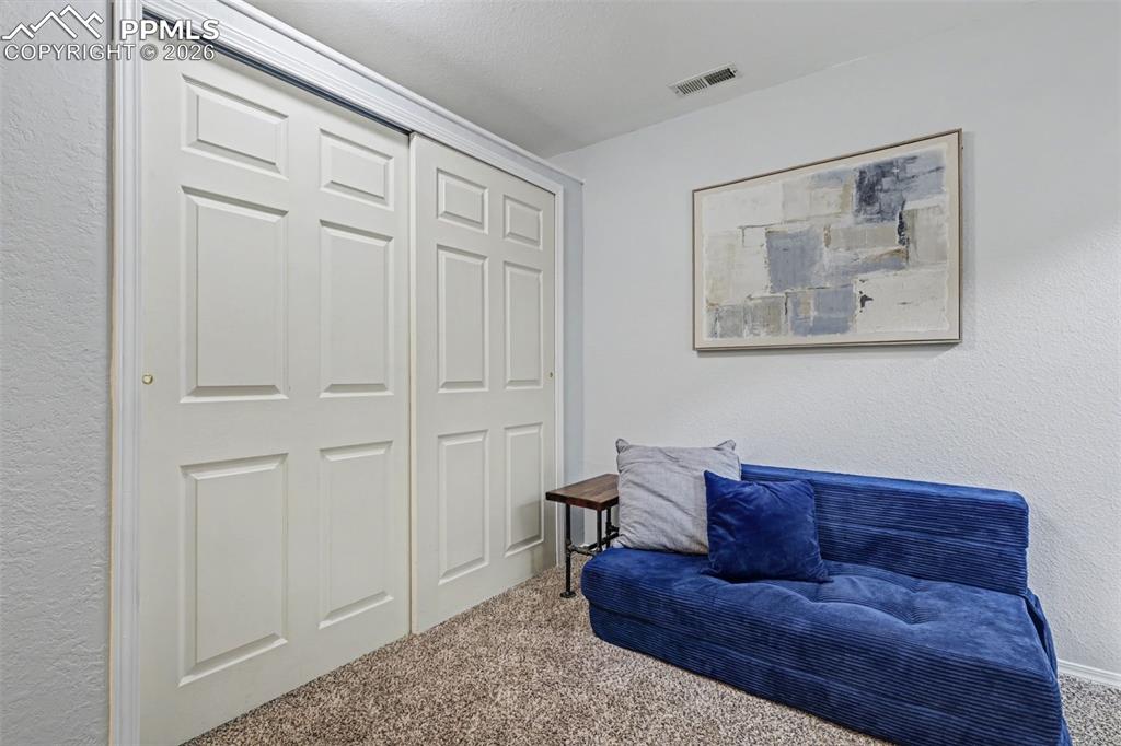 Image 19 of 39: Sitting Room