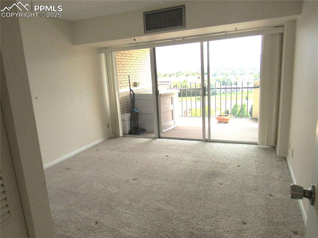 Image 12 of 25: Master Bedroom