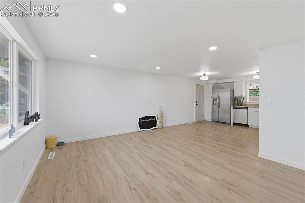 Image 4 of 28: Living Room