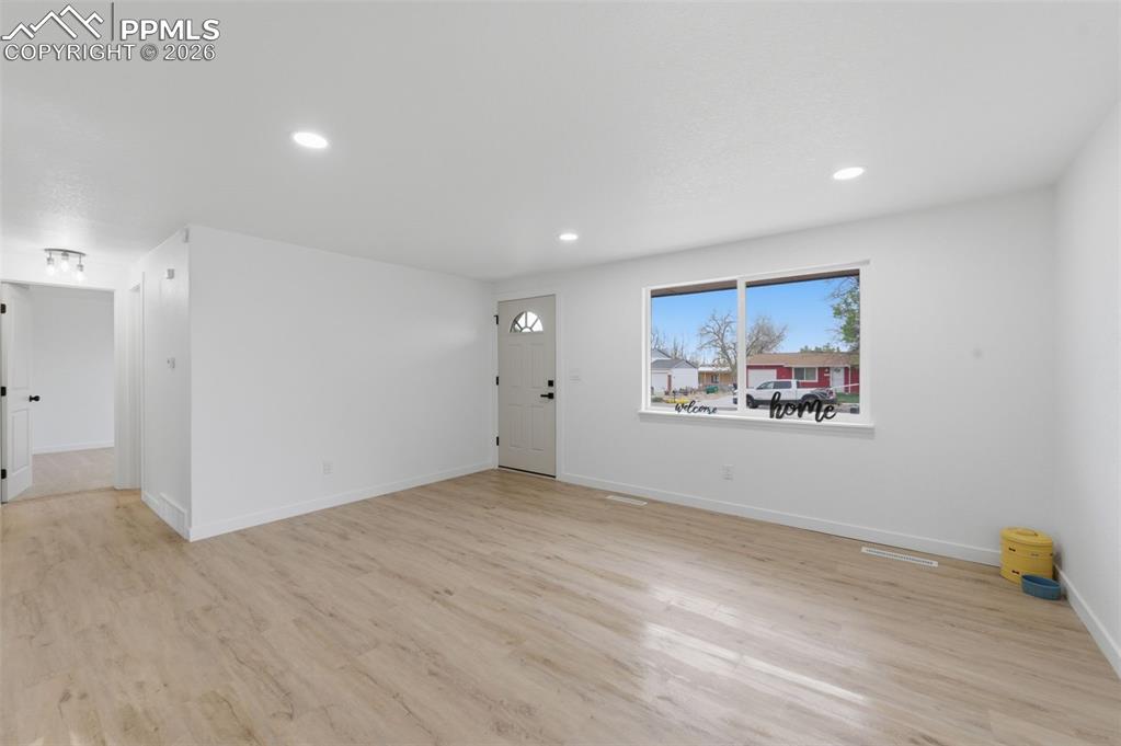 Image 5 of 28: Living Room