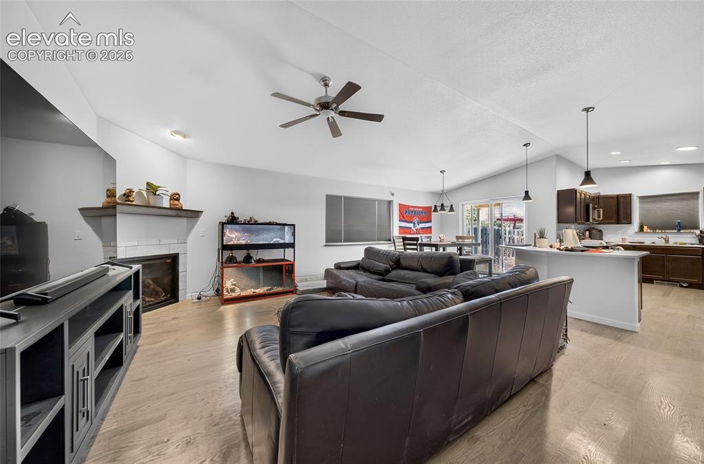 Image 11 of 30: Living Room