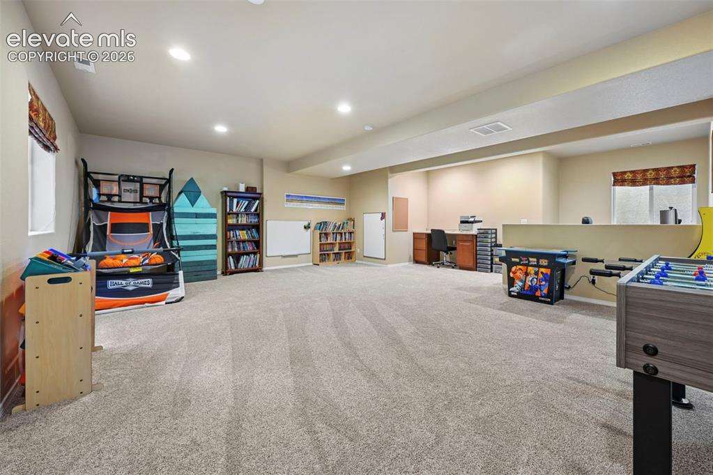 Image 20 of 40: Game Room
