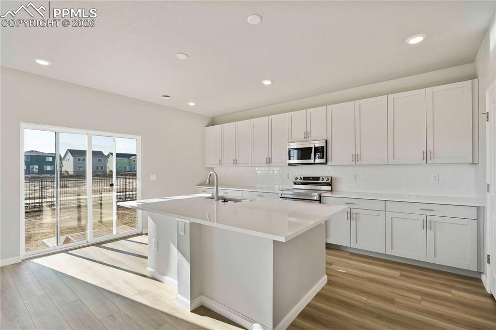 Image 13 of 24: Photos of a Model Home