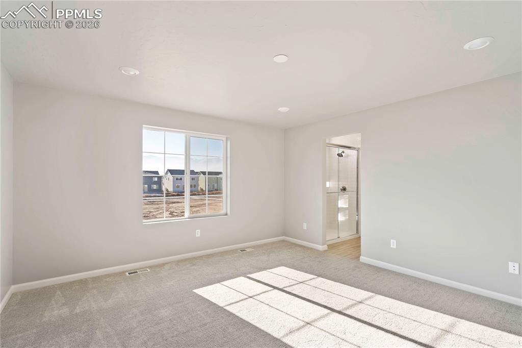 Image 23 of 24: Photos of a Model Home