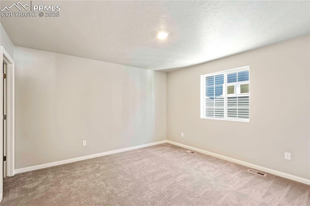 Image 4 of 24: Photos of a Model Home