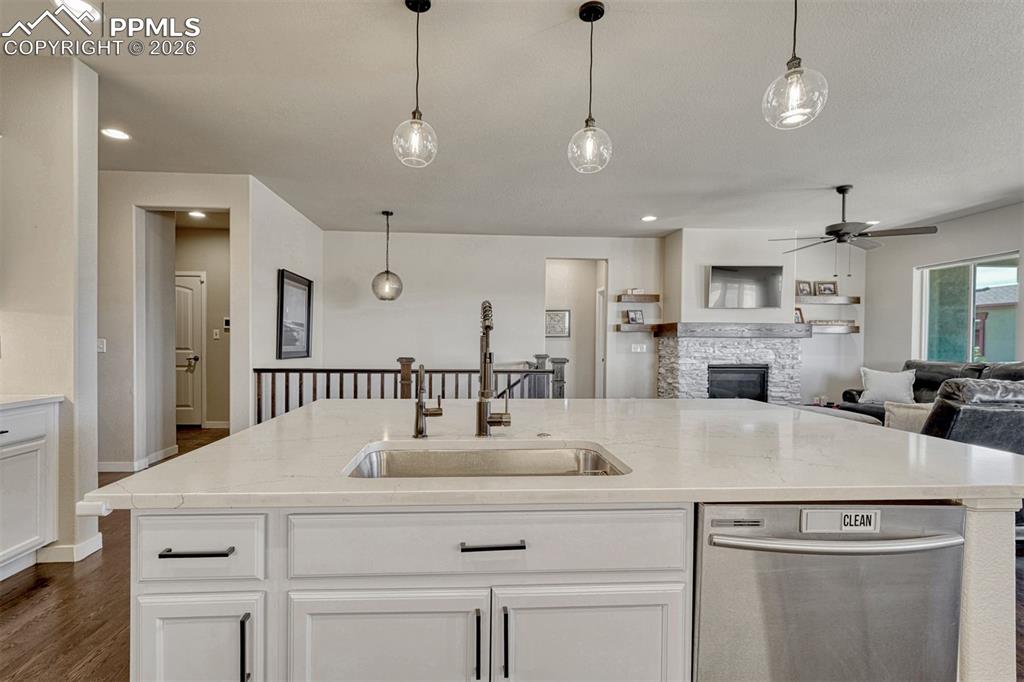 Image 20 of 46: Ideal layout for gatherings with open kitchen and living areas