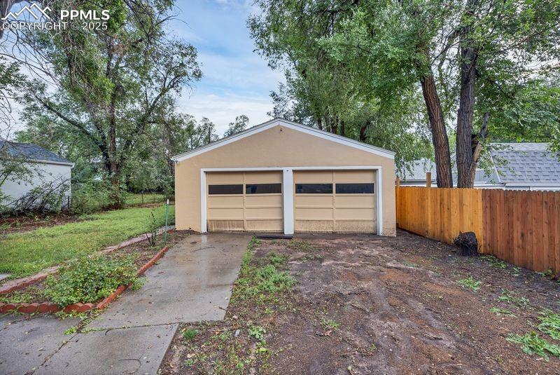 Image 7 of 16: View of detached garage