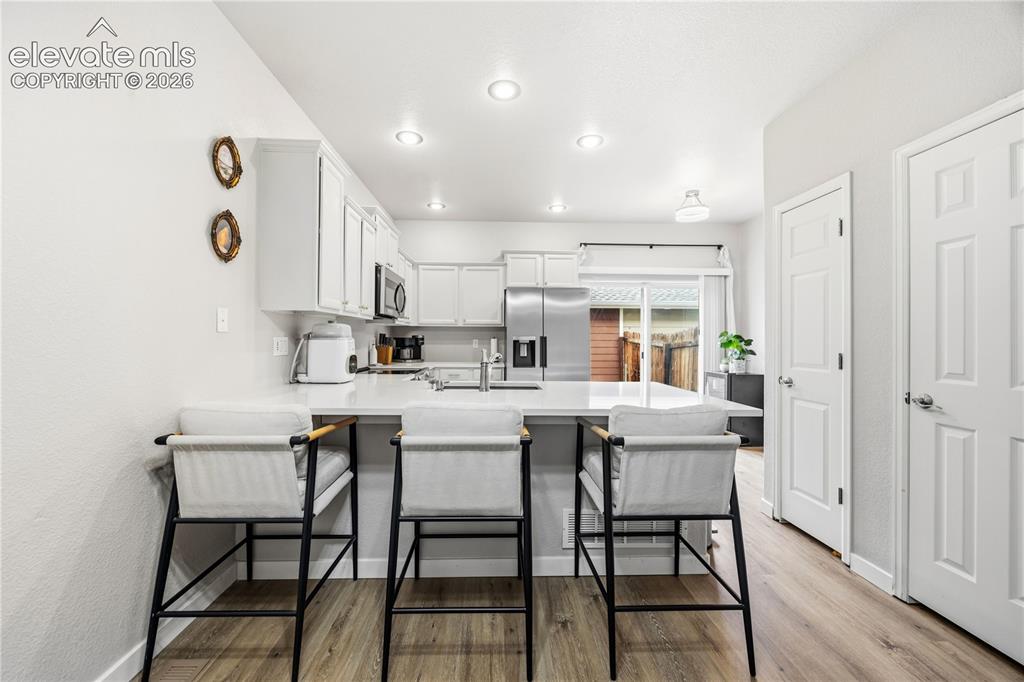 Image 10 of 35: Kitchen