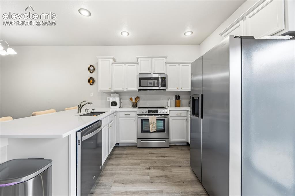 Image 8 of 35: Kitchen
