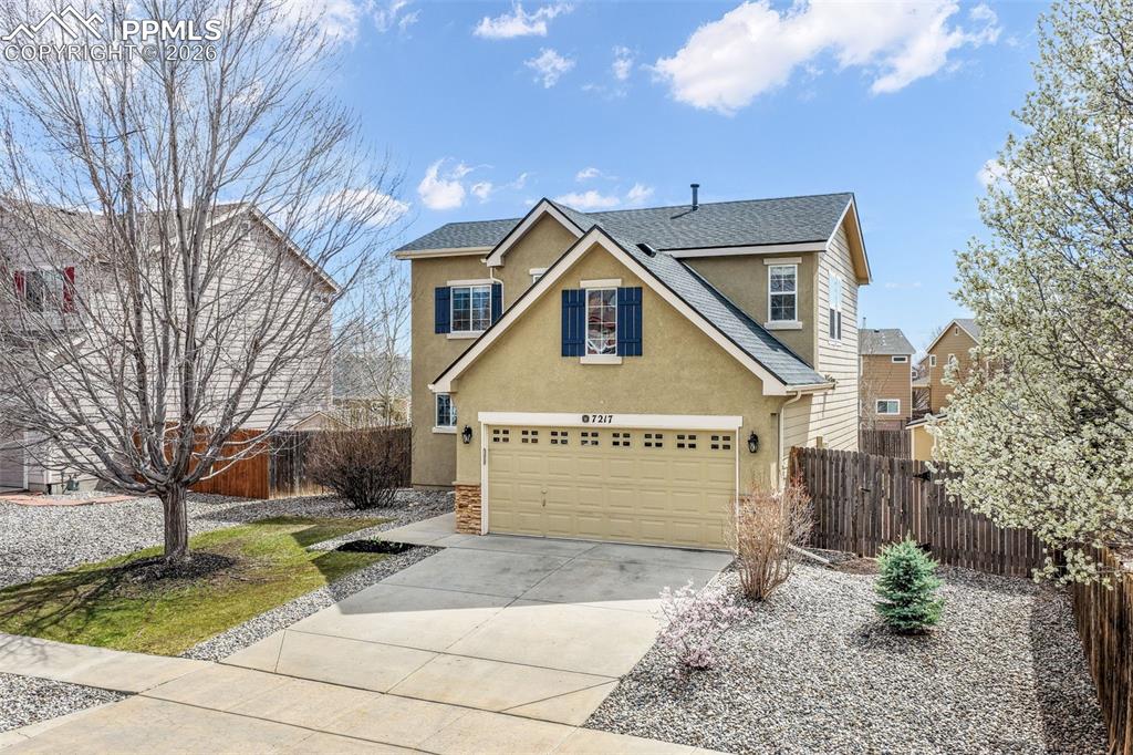 Image 4 of 46: Front of Structure