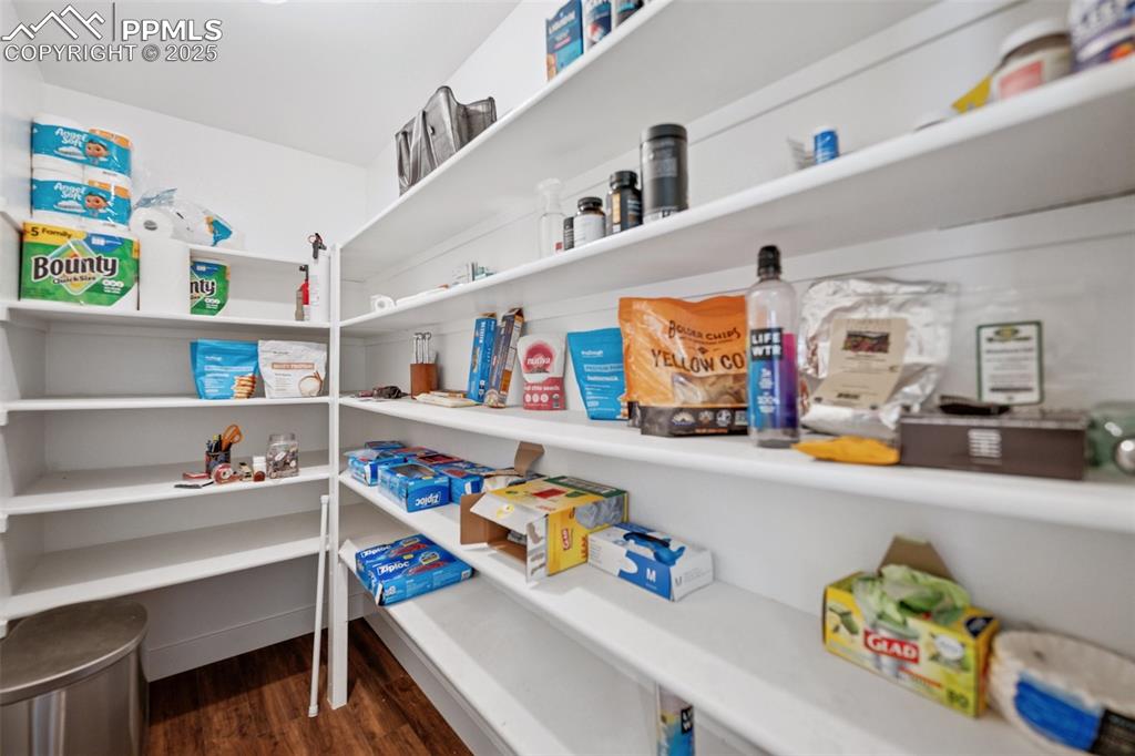Image 15 of 27: Pantry