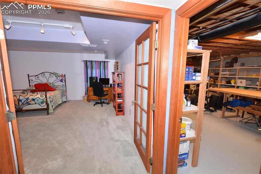 Image 21 of 32: No Description Available