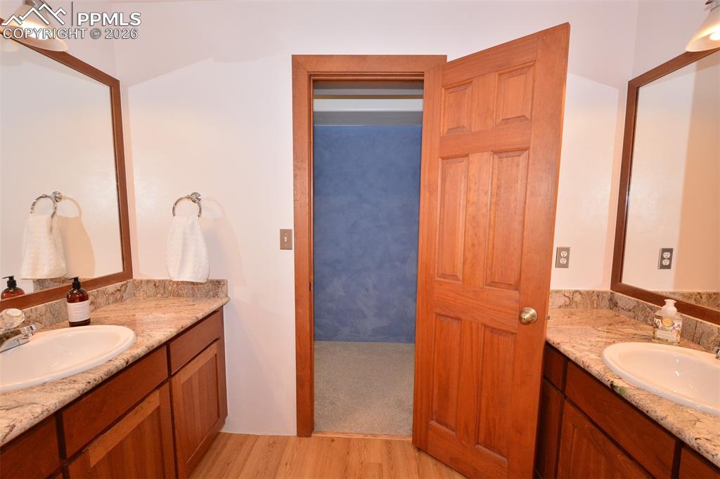 Image 24 of 32: No Description Available