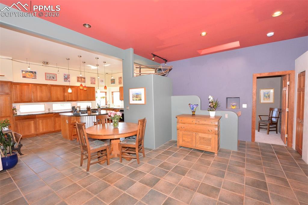 Image 8 of 32: No Description Available