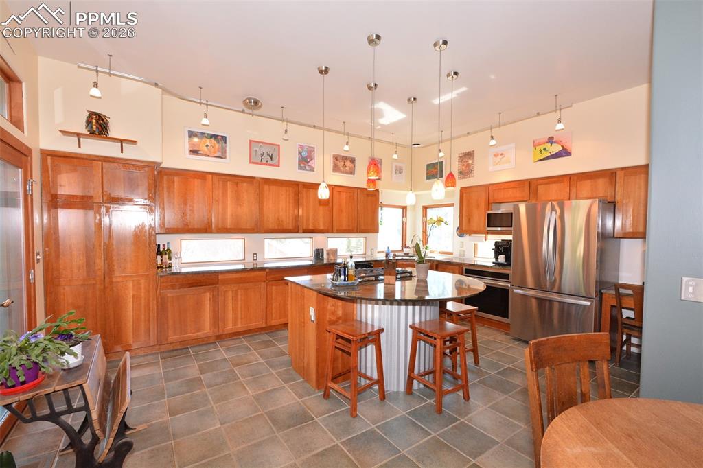 Image 9 of 32: No Description Available