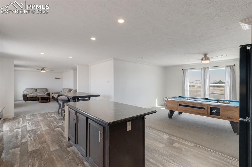 Image 11 of 34: Kitchen