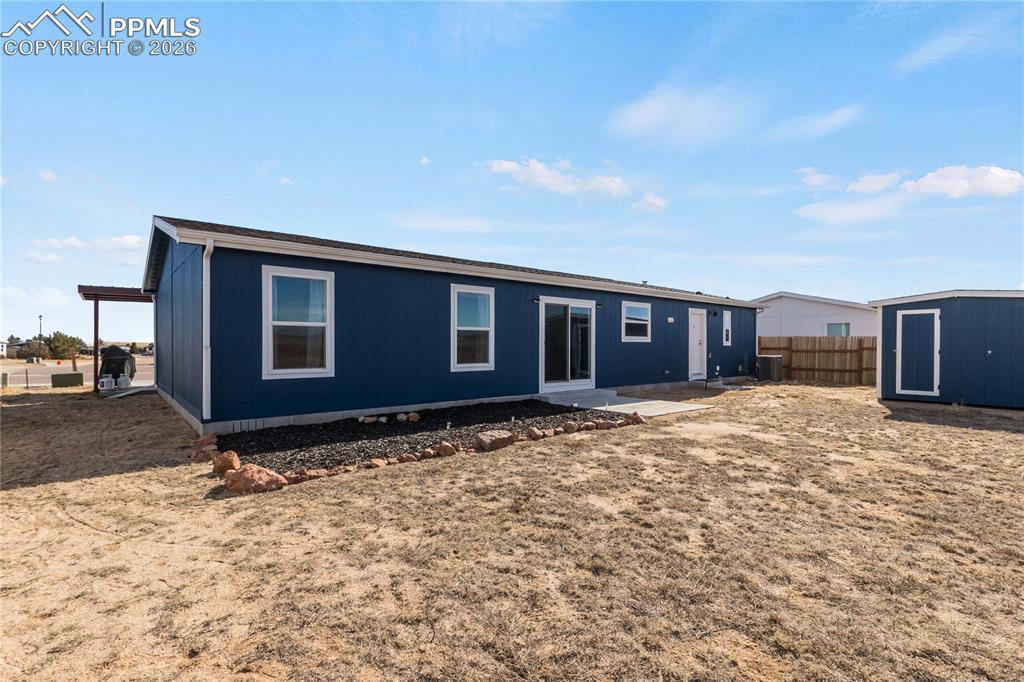 Image 31 of 34: Back of Structure