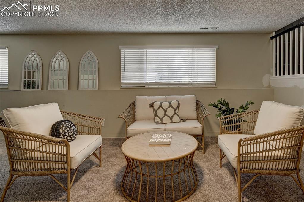 Image 20 of 37: Sitting Room