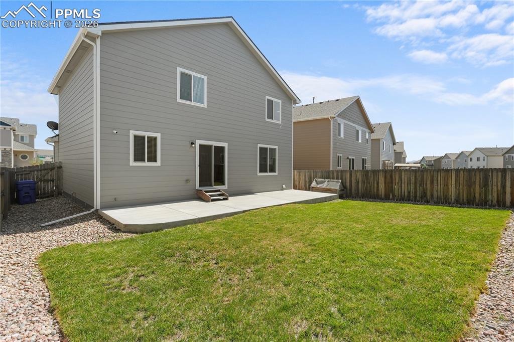 Image 21 of 22: Back of Structure