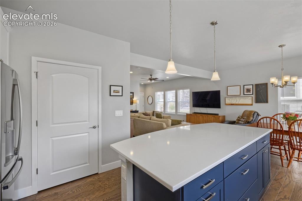 Image 17 of 29: Kitchen