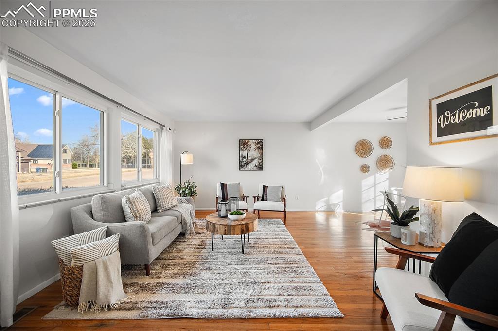 Image 2 of 42: No Description Available